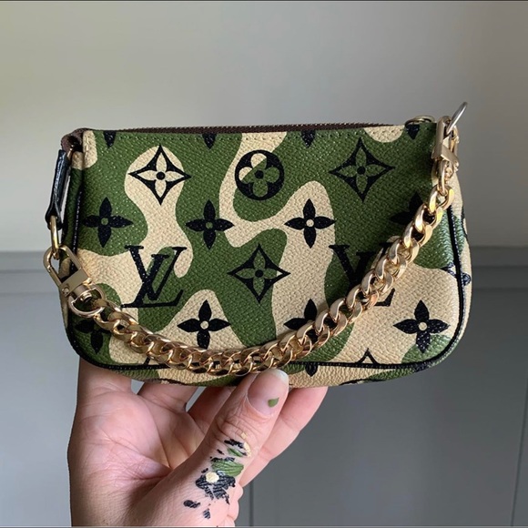 Follow me on Instagram @lvoechic - Picture 14 of 16